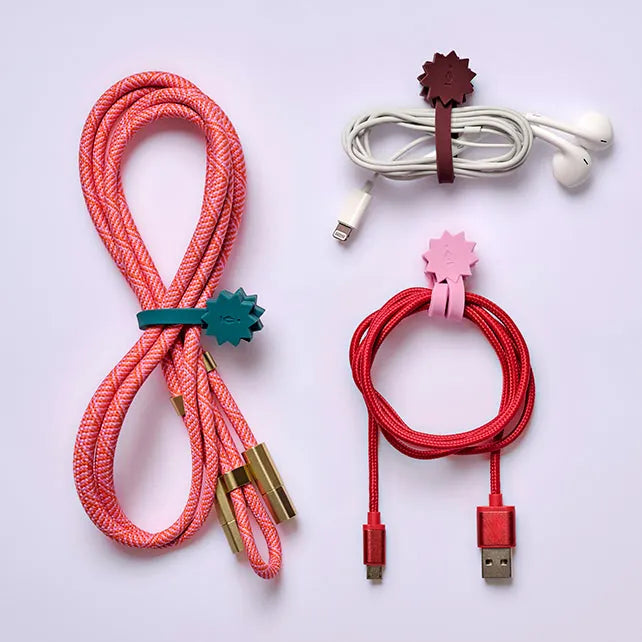 Kikkerland Gifts Magnetic Cable Clips