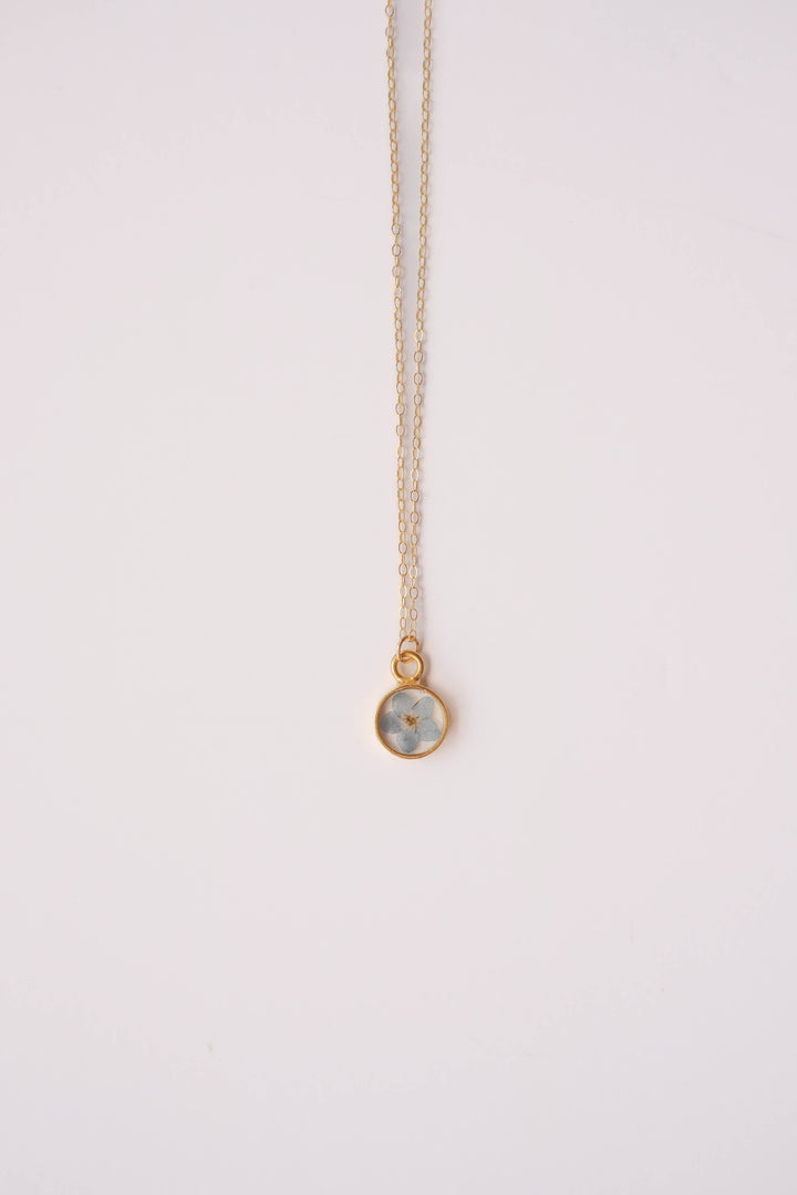 Lace & Pearls Jewelry Fashion Round Forget Me Not Necklace - Blue