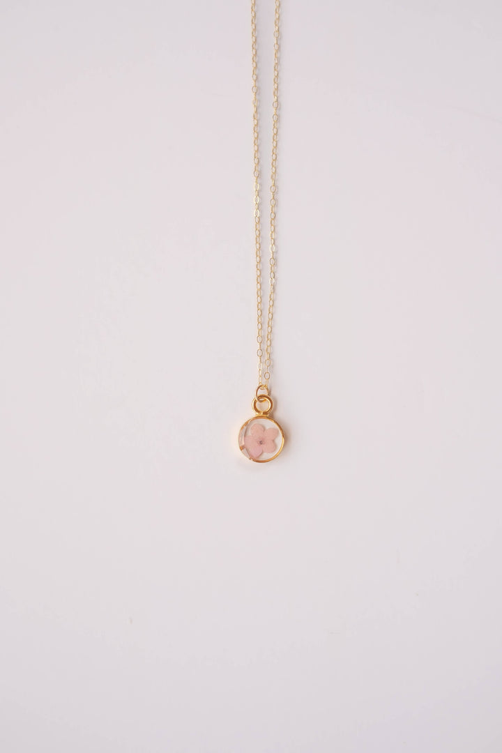 Lace & Pearls Jewelry Fashion Round Forget Me Not Necklace - Pink