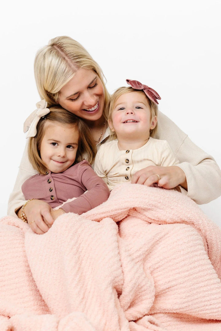 Lou Lou & Company Blanket Chenille Blanket - Blush Pink