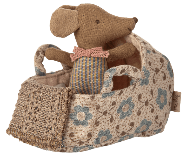 Maileg Dollhouse Carry Cot, Baby Mouse - Rose | Maileg