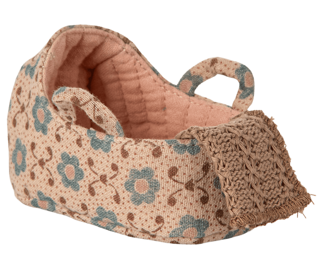 Maileg Dollhouse Carry Cot, Baby Mouse - Rose | Maileg