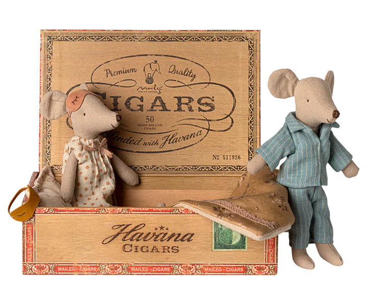 Maileg Toy Mum & Dad Mice in Cigarbox | Maileg