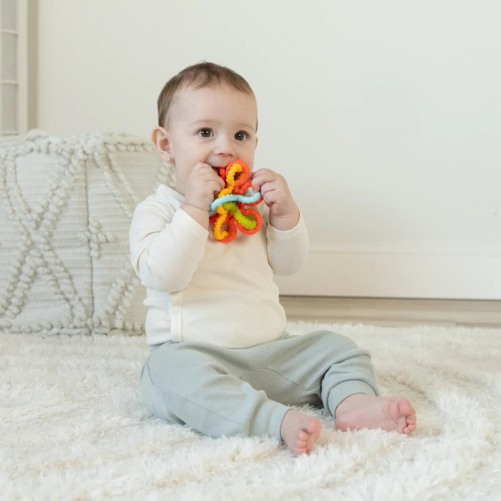 Manhattan Toy Company Baby Toy Squiggle Loops Sensory Toy | Manhattan Toy