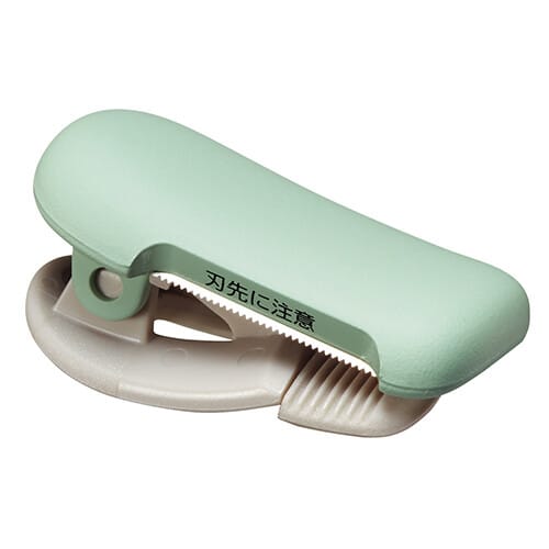 MDS Paper Pastel Green KOKUYO Tape Cutter Clip 10-15mm width