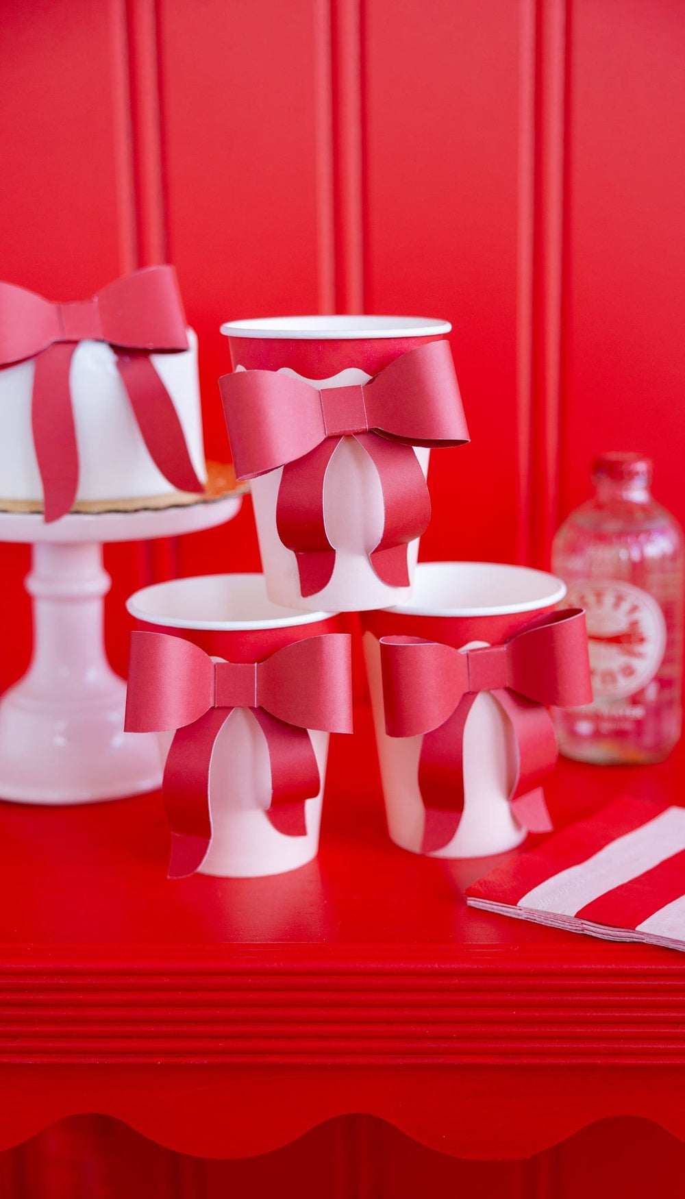 My Mind's Eye Cups Red and Pink Bow Paper Cups