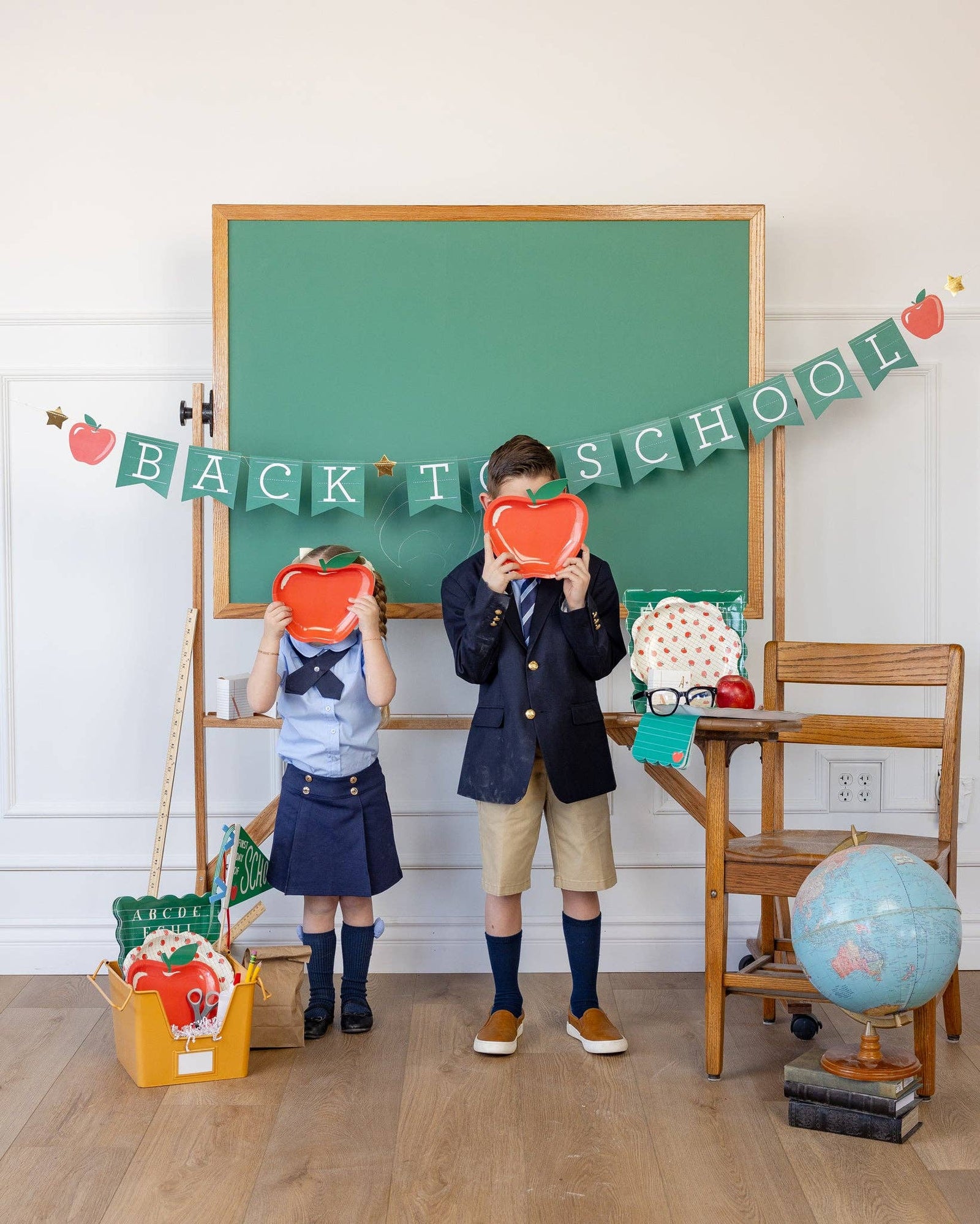 My Mind’s Eye Party Apple Shaped Paper Plate