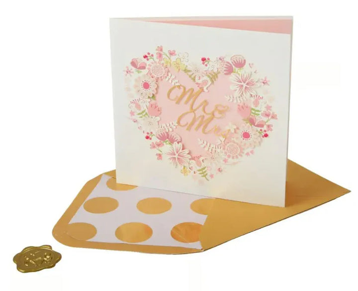 Niquea.D Cards Laser Cut Heart Wreath Wedding Card