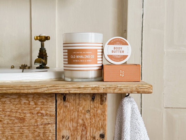 Old Whaling Company Gifts Oatmeal Milk & Honey Candle