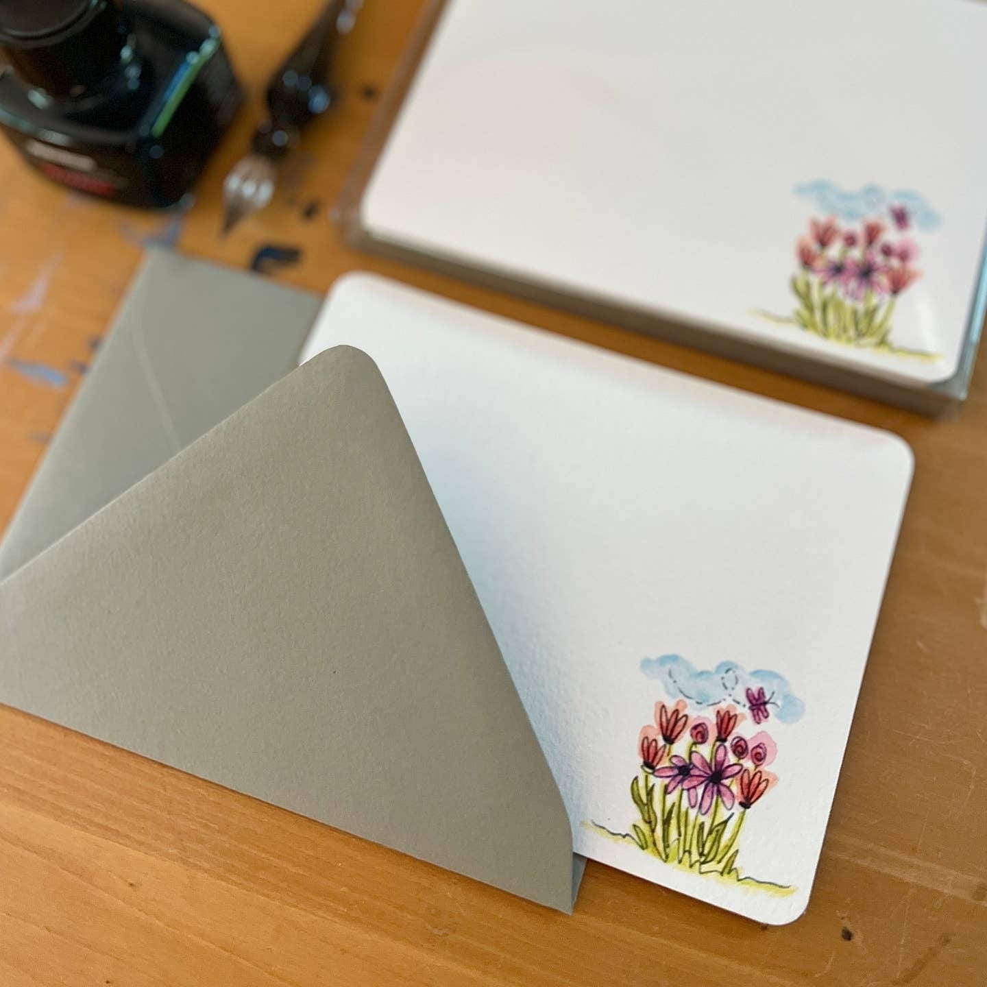 Originals Paper Art Cards Doodled Farm Fresh Flowers Flat Notes | Box of 8