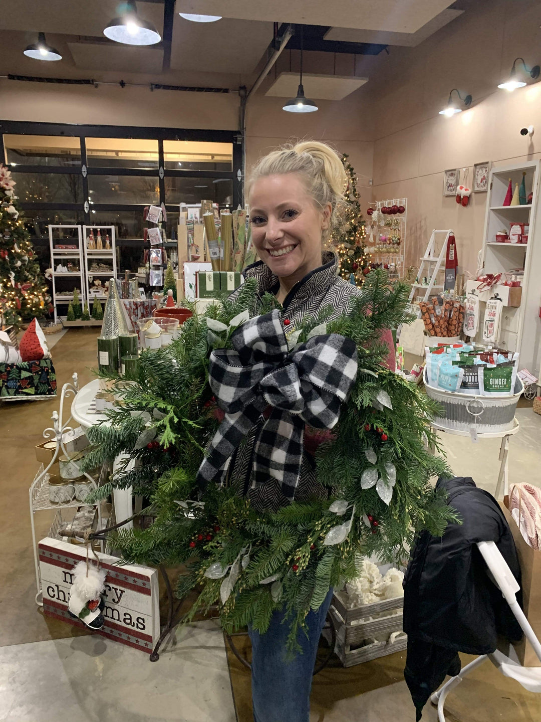 Paper Luxe Workshop Festive Holiday Wreath Making Workshop in Gig Harbor - Thursday, 11/16/23