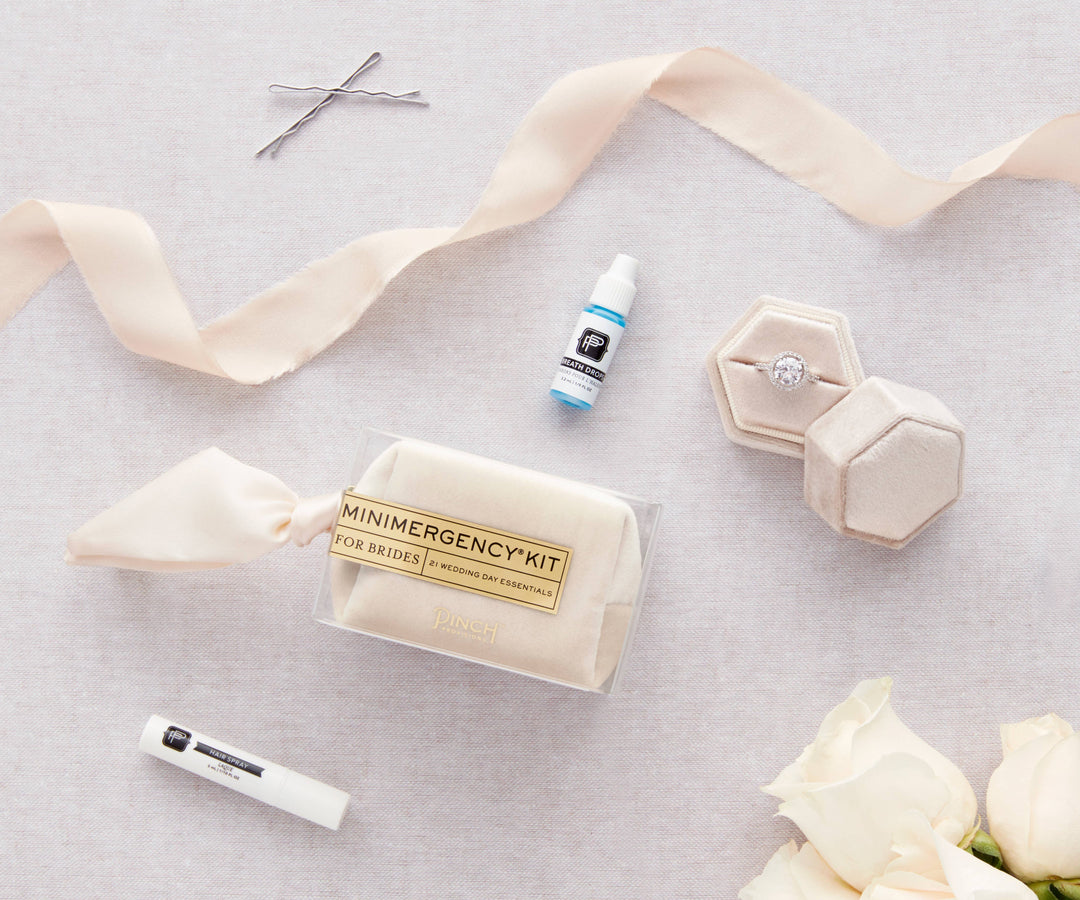 Pinch Provisions Activity Kit Velvet Minimergency Kits for Brides: Ivory
