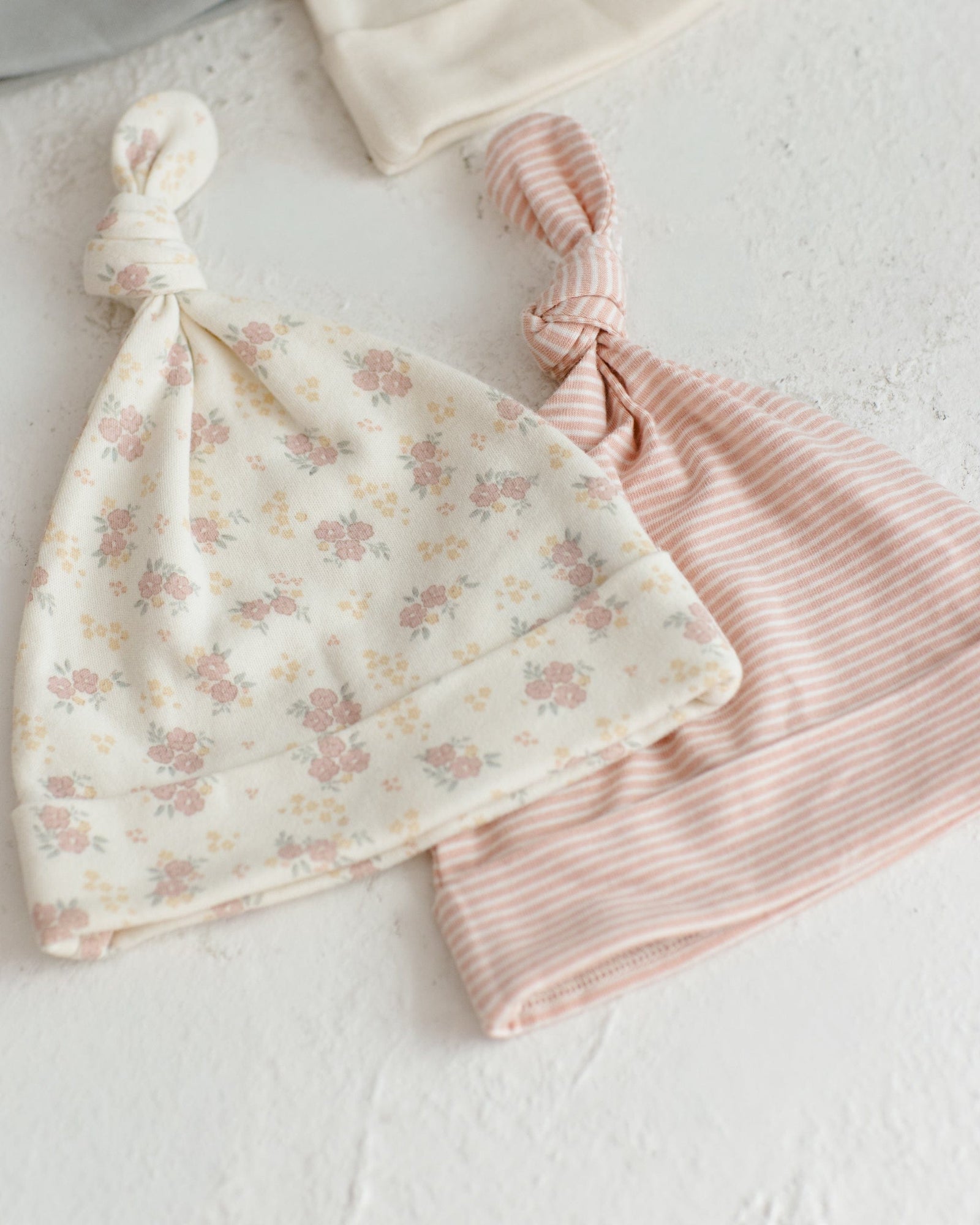 Quincy Mae Baby 0-6m Knotted Baby Hat Flower Field