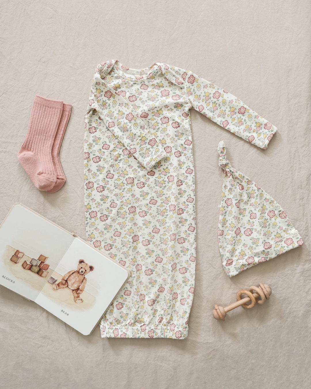 Quincy Mae Baby Bamboo Baby Gown + Hat Set - Bloom