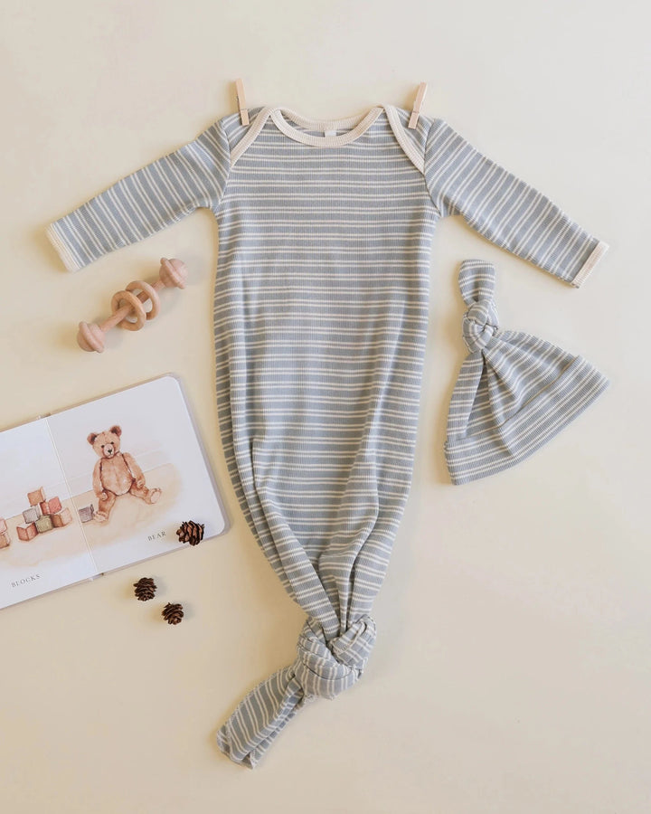 Quincy Mae Baby One Size Knotted Baby Gown + Hat Set - Steel Blue Micro Stripe
