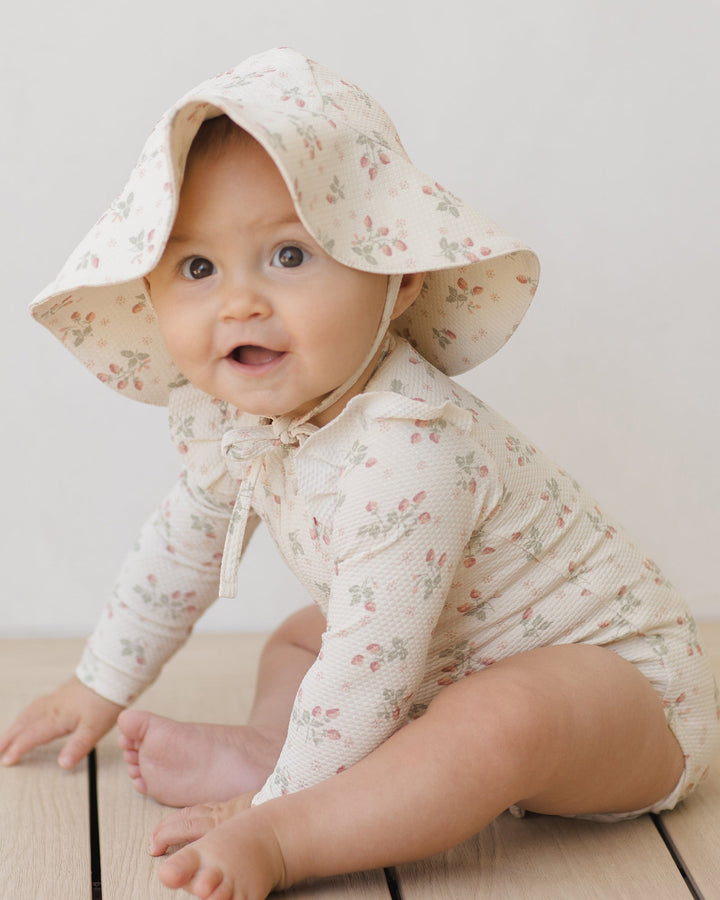 Quincy Mae Baby Sun Hat - Strawberries