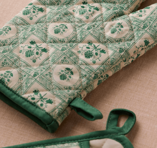 Rifle Paper Co. Home Artichoke Oven Mitt