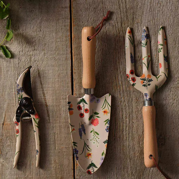 Rifle Paper Co. Plants Garden Study Gardening Tool Set