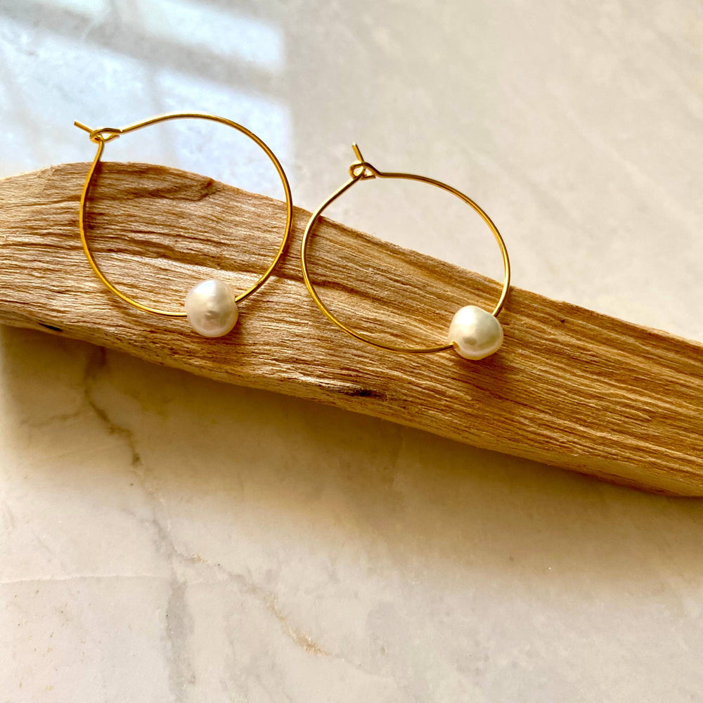 Salt + Pine Earrings Medium Freshwater Pearl Hoops