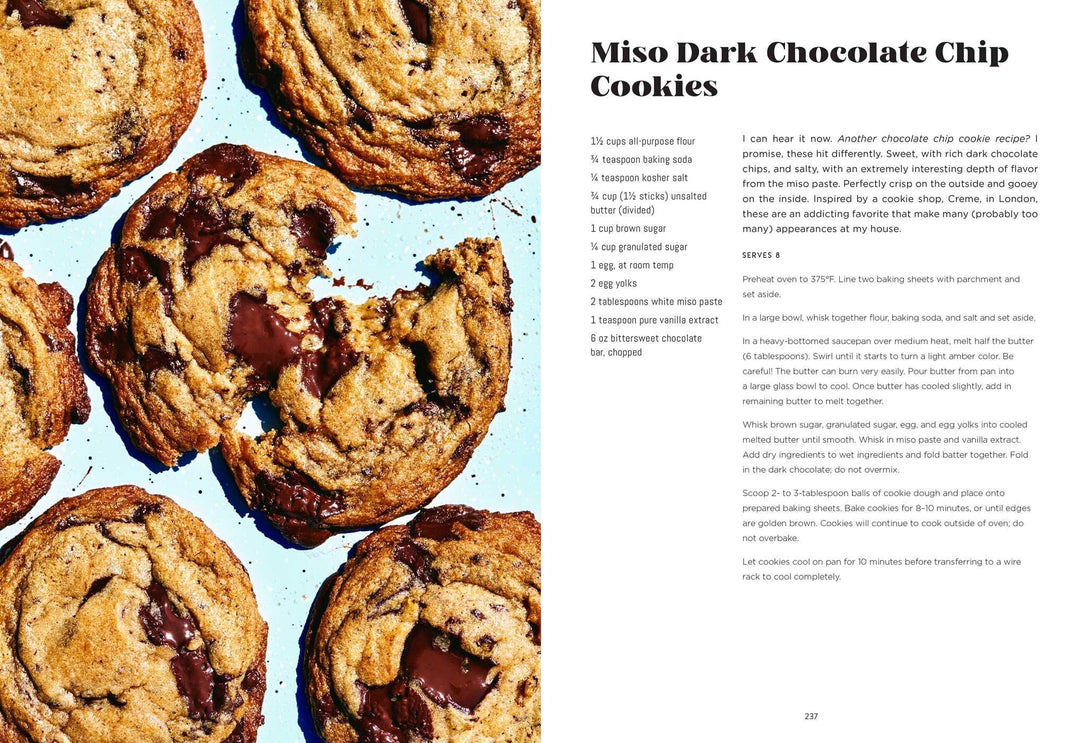 Simon & Schuster Gifts Everyday Entertaining - 110+ Recipes for Going All Out When You're Staying In