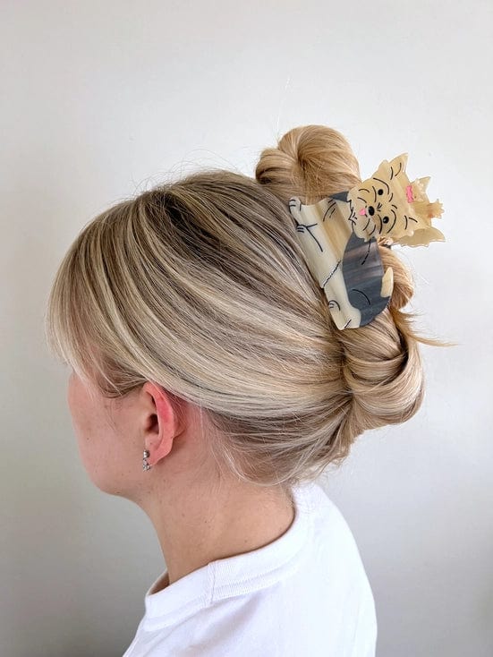 solar-eclipse-hair-accessories-hand-painted-yorkshire-terrier-dog-claw-hair-clip-35218479546564.webp?v\u003d1700738716\u0026width\u003d720