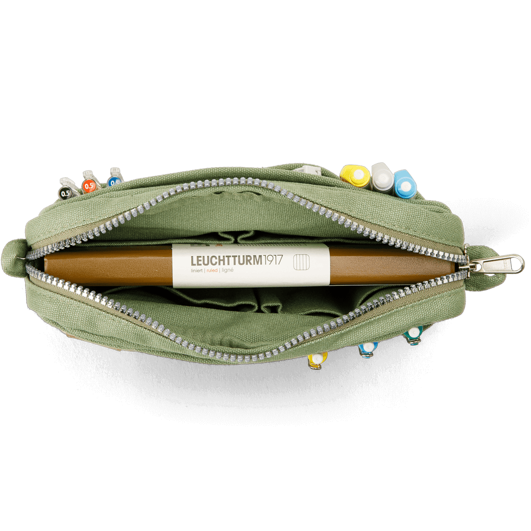 Soolla Fashion Soolla® Studio Pouch, Becca Sands Edition