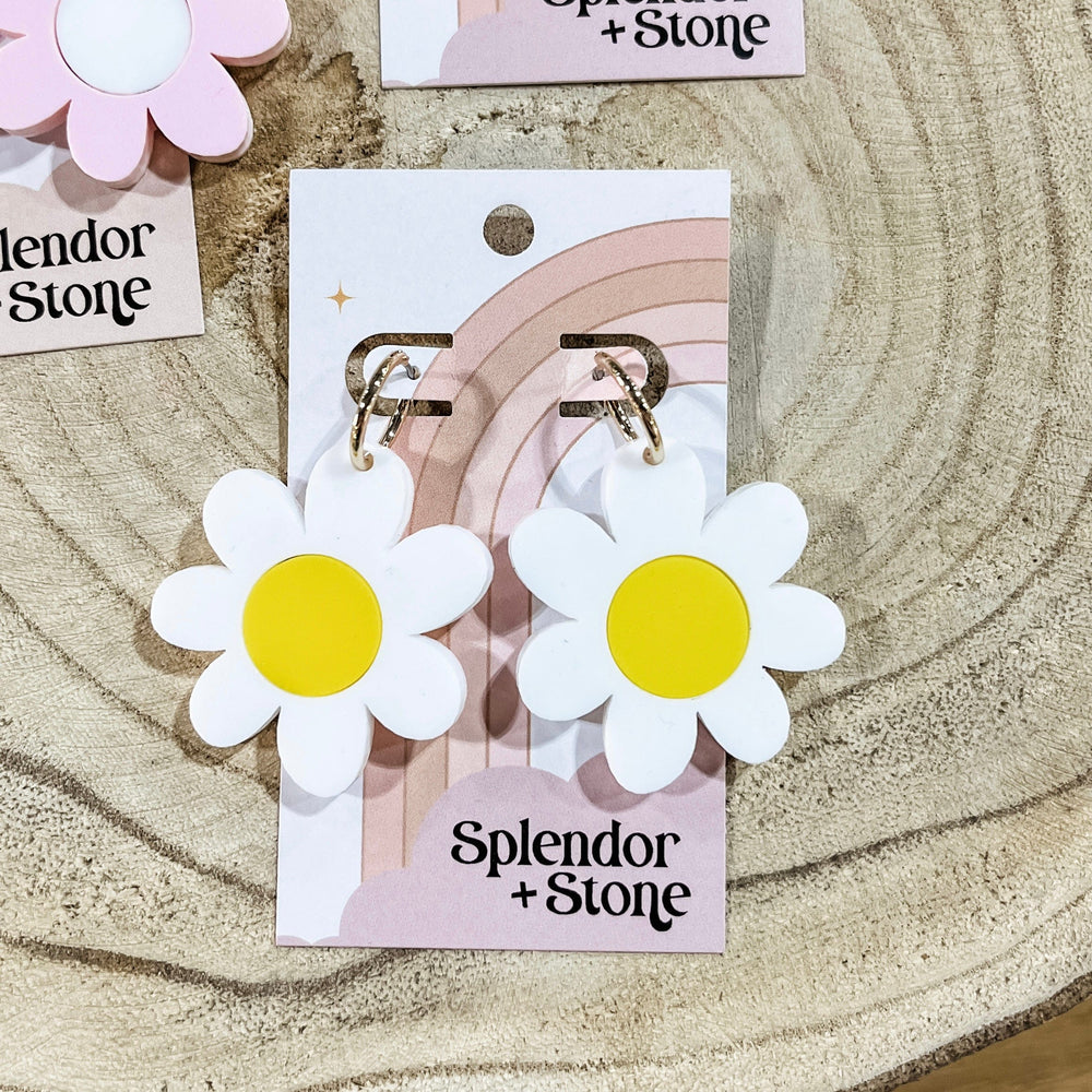 Splendor and Stone Yellow Center Retro Daisy Earrings