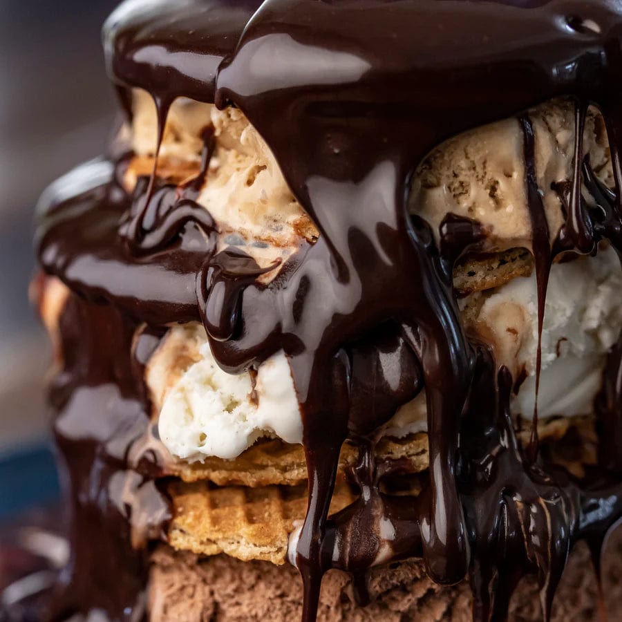 Sunday Night Sweet Treats Sweet + Rich Premium Chocolate sauce