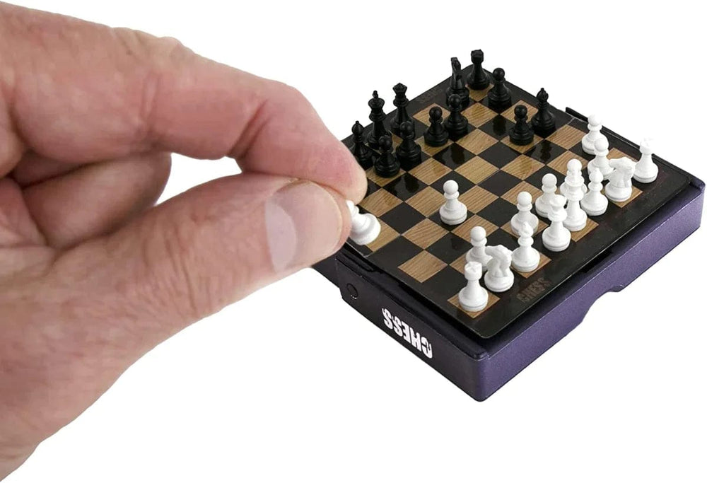 Super Impulse Games World's Smallest Chess Game