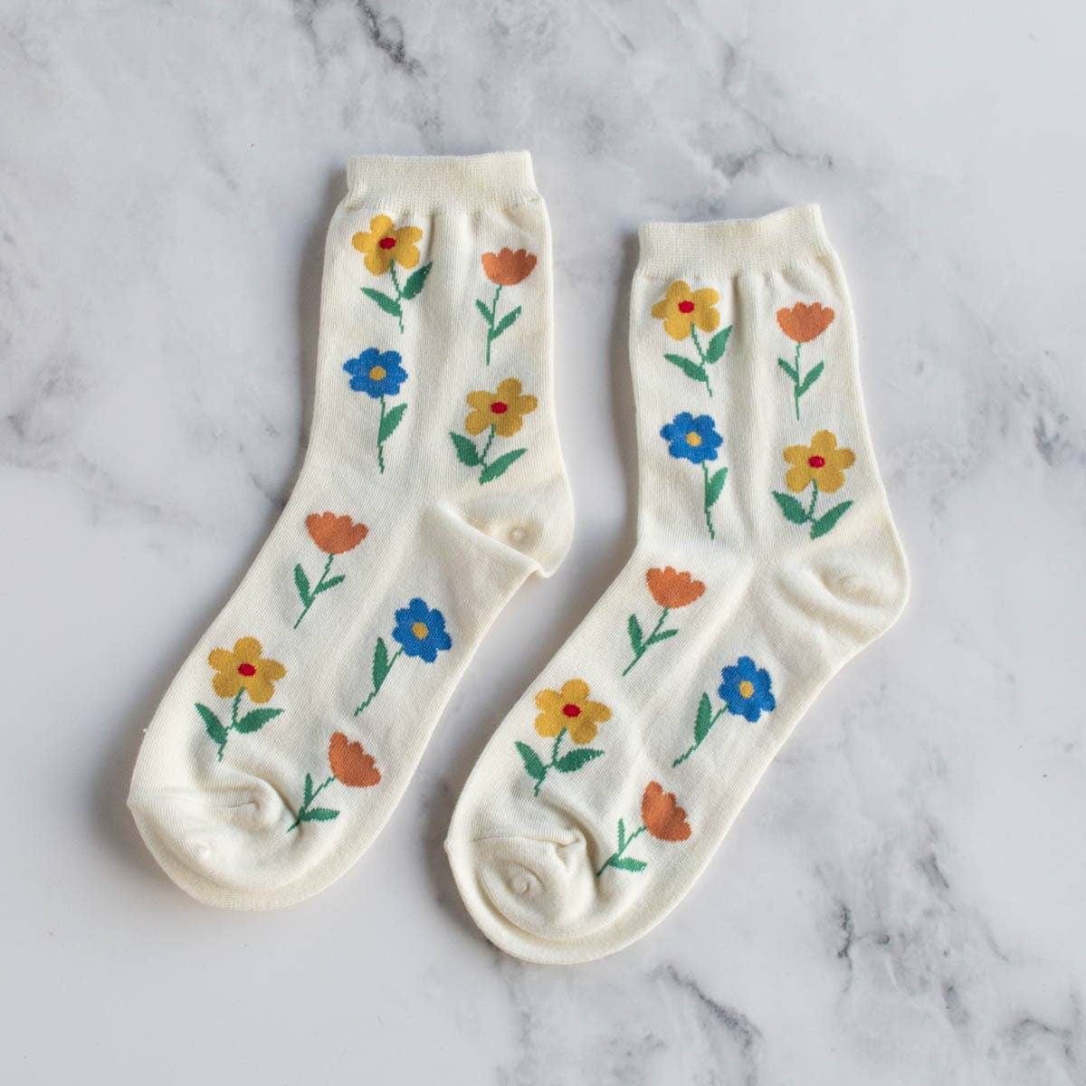 Tiepology Fashion Cream Favorite Flower Casual Socks
