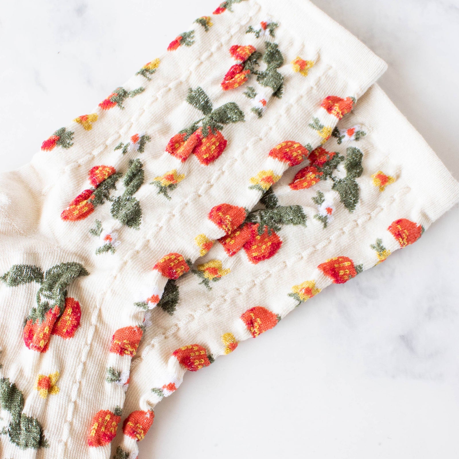 Tiepology Fashion Cream Strawberry Farm Casual Socks