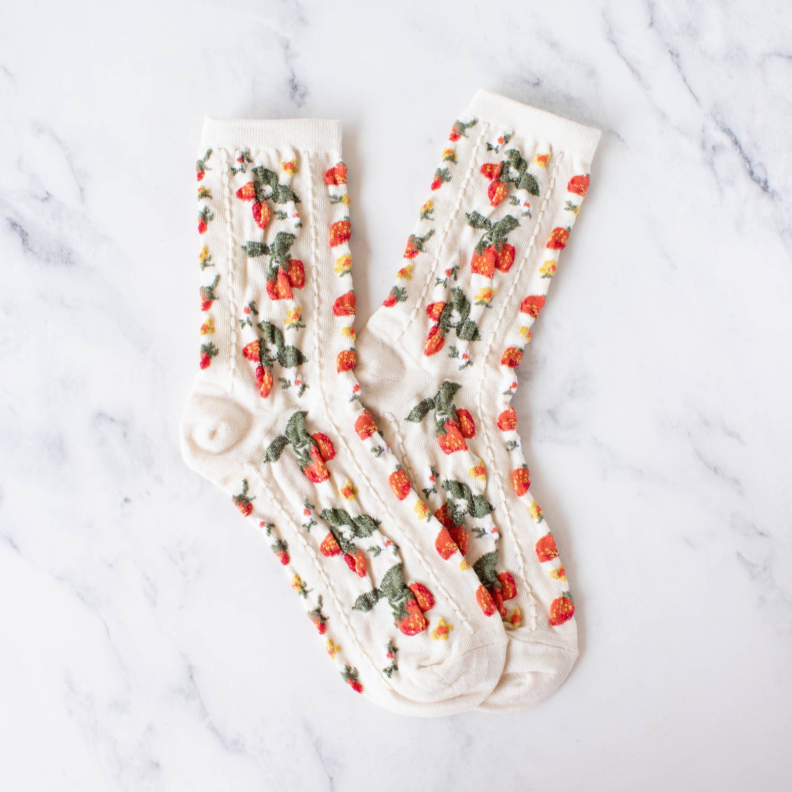 Tiepology Fashion Cream Strawberry Farm Casual Socks