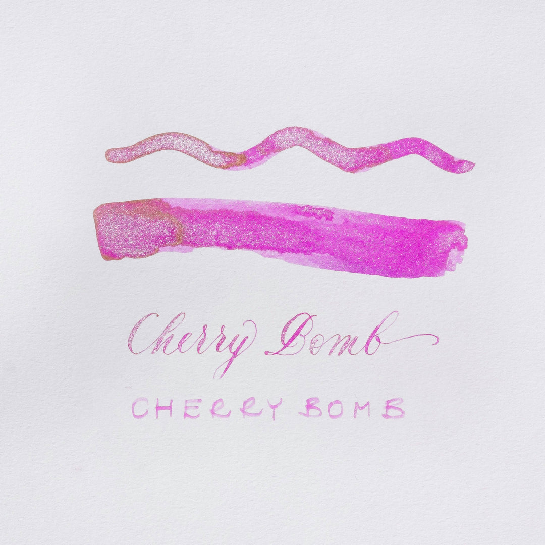 Tom's Studio Paper Shimmer Ink - Cherry Bomb