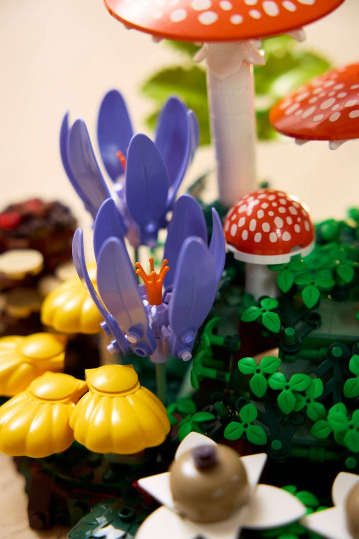 Toyhouse LLC STEM Botanicals Woodland Mushrooms | LEGO