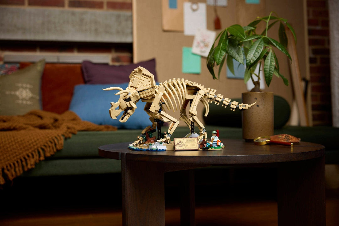 Toyhouse LLC STEM Jurassic World Dinosaur Fossils: Triceratops | LEGO