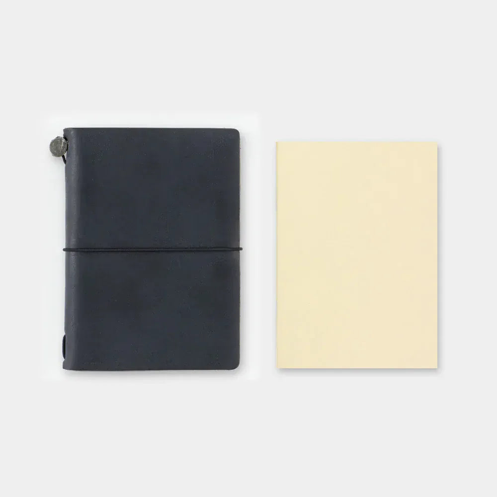 Traveler's Company Paper Traveler's Notebook - 006 Free Monthly Diary (Passport Size)