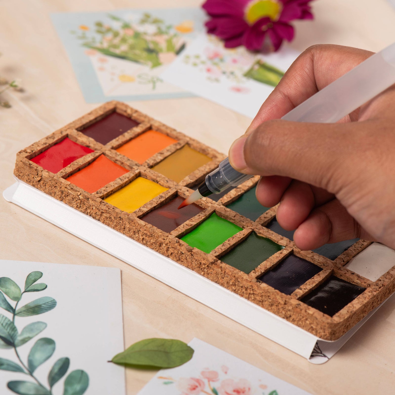 Viviva Colors Gifts Original Pans Set - 16 watercolors | Ecofriendly | Cork