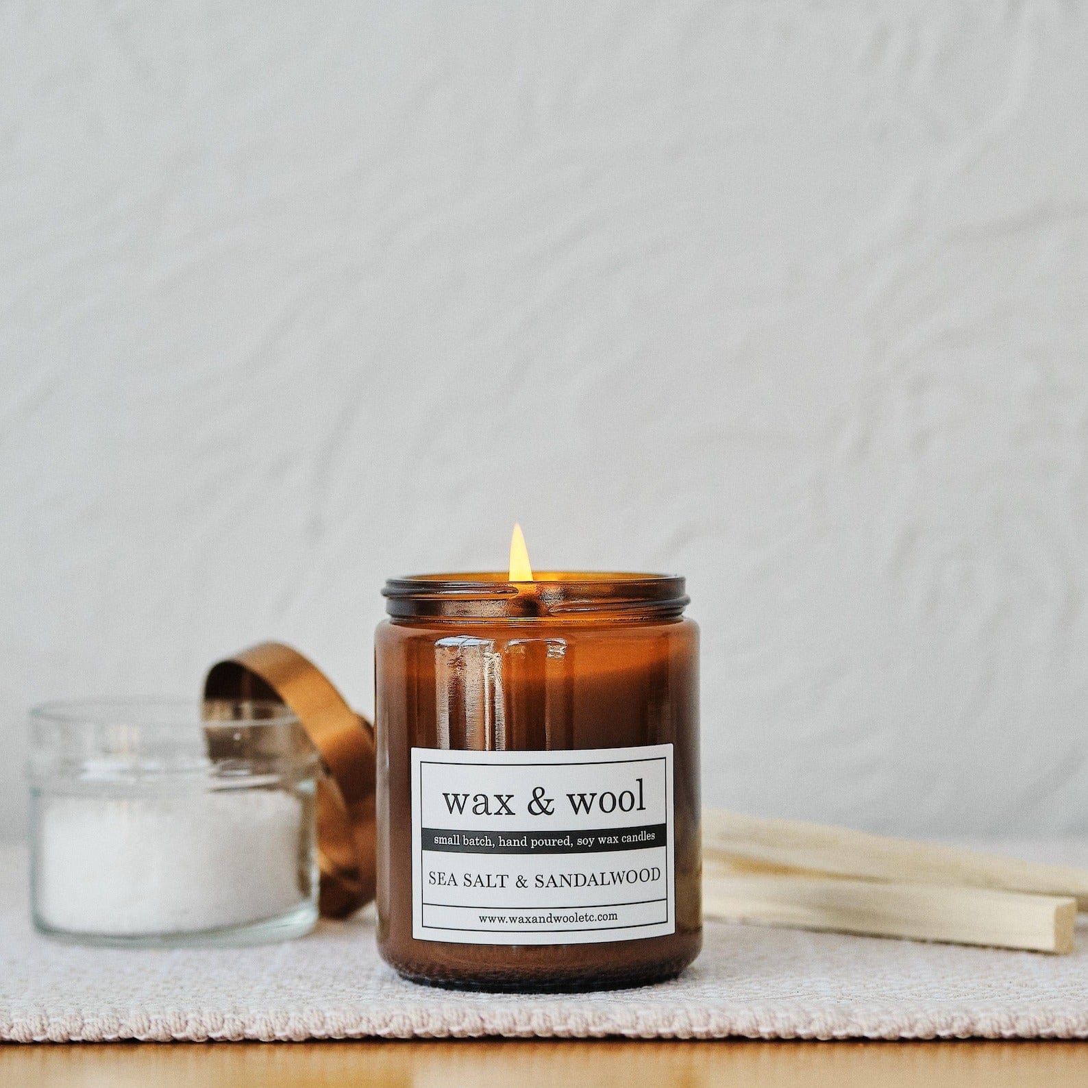 Wax & Wool candle Sea Salt & Sandalwood