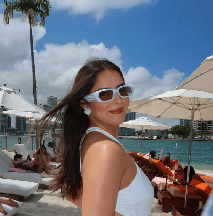xo, Fetti Gifts Blue Bride Sunglasses