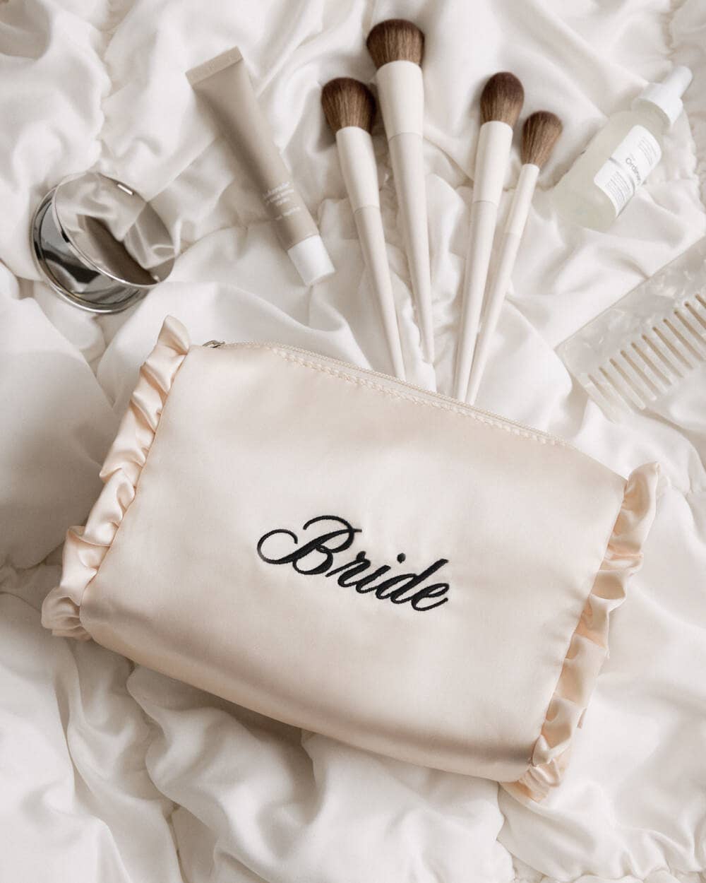 xo, Fetti Gifts Embroidered Bride Satin Cosmetic