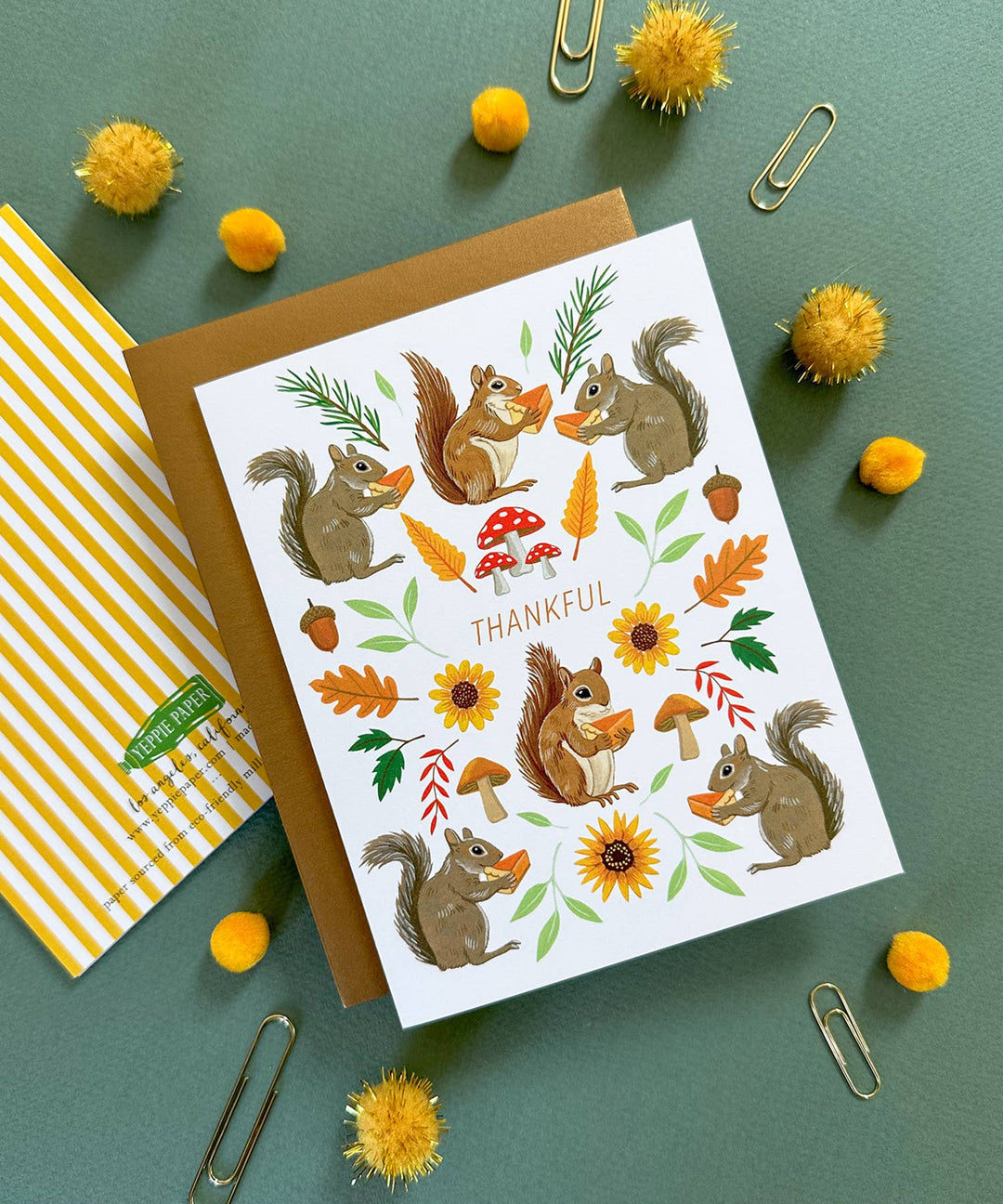 Yeppie Paper Card Thankful Squirrels with Pumpkin Pie Thanksgiving Card