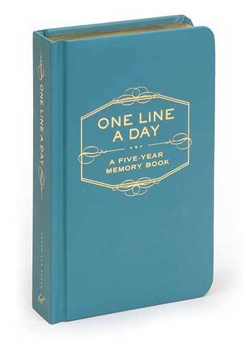Chronicle Books Journal One Line a Day: A Five-Year Memory Book