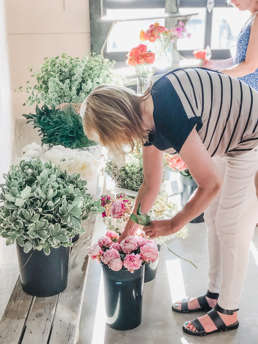 Paper Luxe Workshop Floral Arranging Workshop in Gig Harbor - Friday, 5/12/23 7-8:30pm