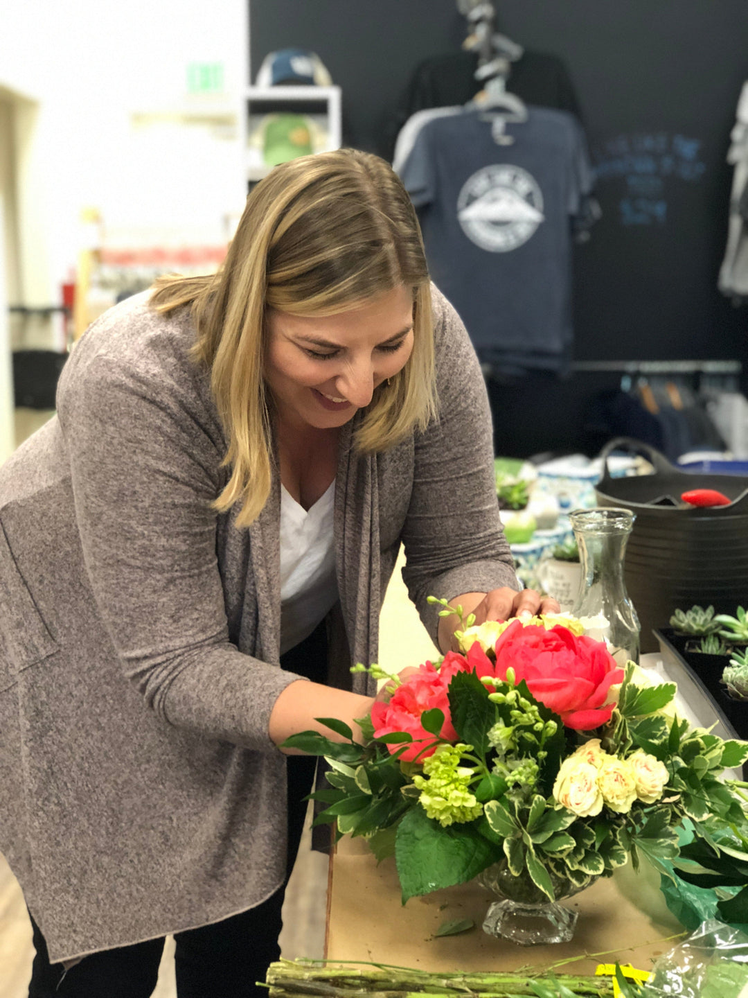 Paper Luxe Workshop Floral Arranging Workshop in Gig Harbor - Friday, 5/12/23 7-8:30pm